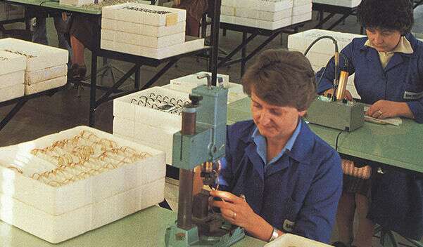 lh-1971-first-right